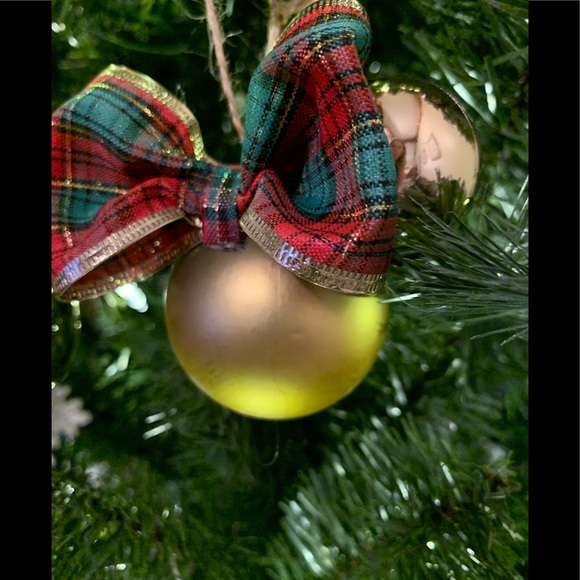 MINNIE & MICKEY INSPIRED HAND MADE ORNAMENTS (4) - Picture 5 of 8